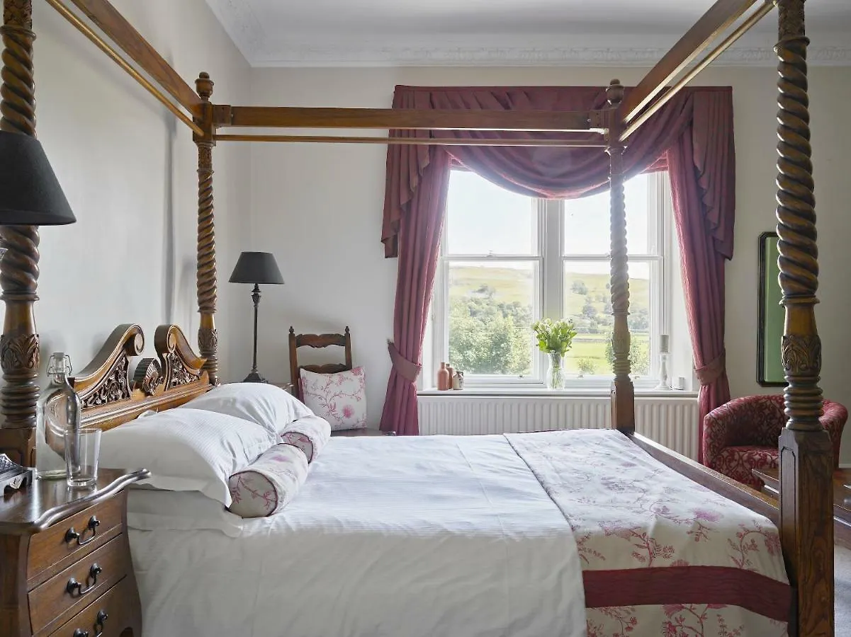 Tennant Arms Hotel Kilnsey