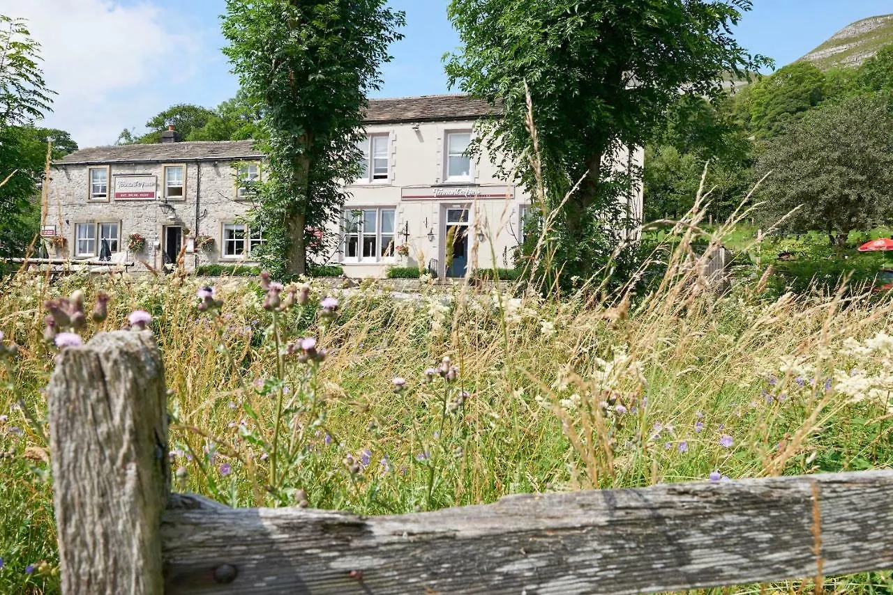 Tennant Arms Hotel Kilnsey