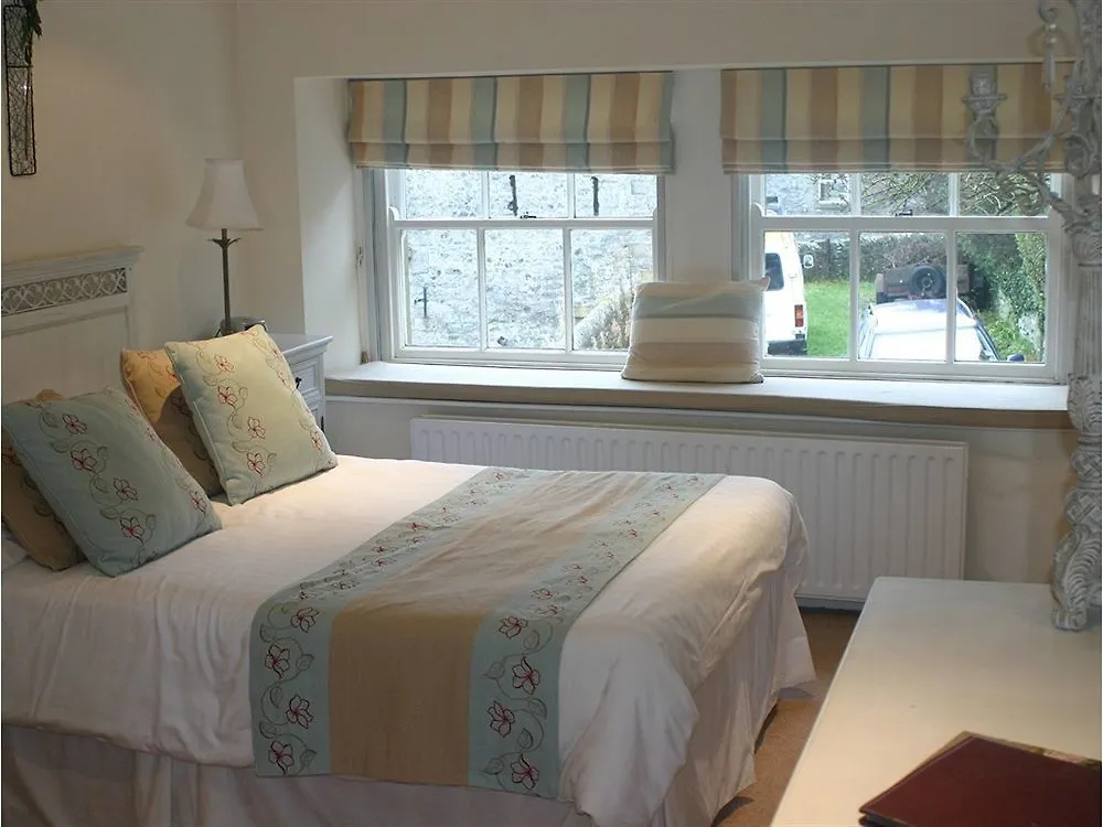 Tennant Arms Hotel Kilnsey